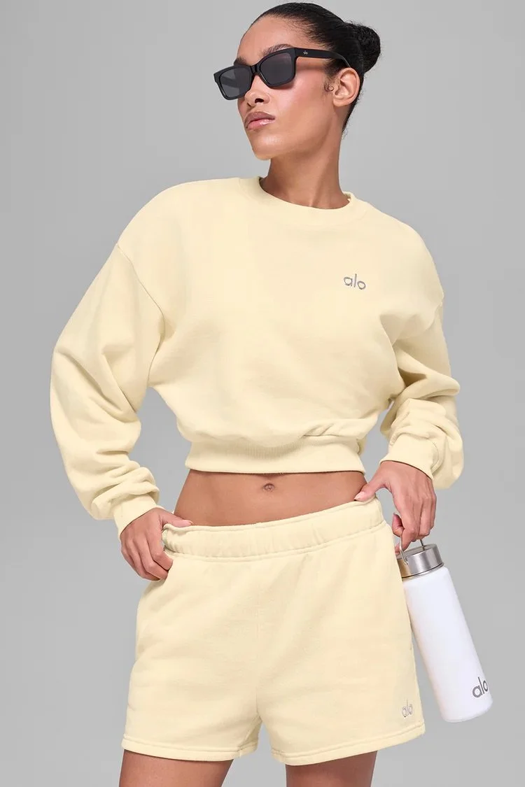 Alo Yoga Candlelight Yellow Collection - Winter 2026 — EXTRA MAGIC